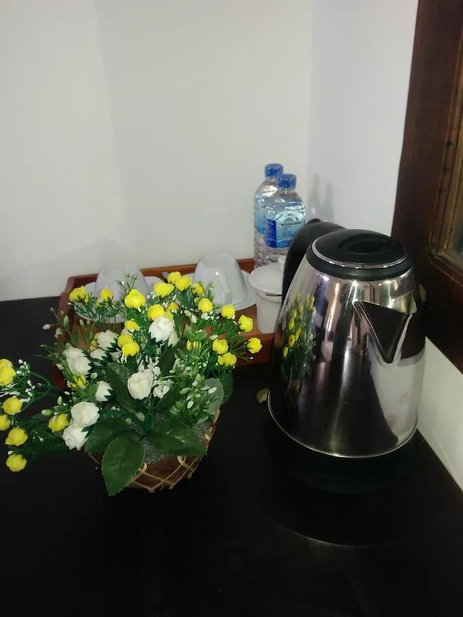 Queens Airport Residence Negombo 0*,  Šrí Lanka