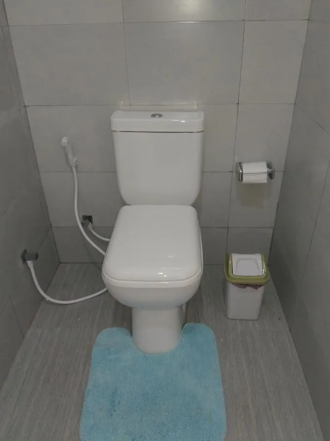 Queens Airport Residence Negombo 0*,